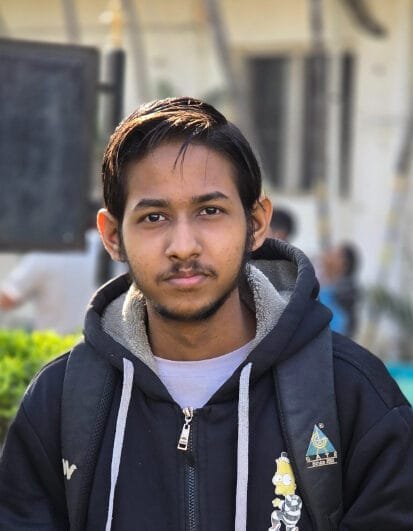 Pi7_Passport_Photo Abhishek Gade